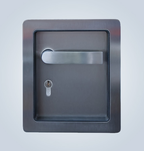 Innenverriegelung mit eingelassenem Muschelgriff Innenverriegelung mit eingelassenem Muschelgriff